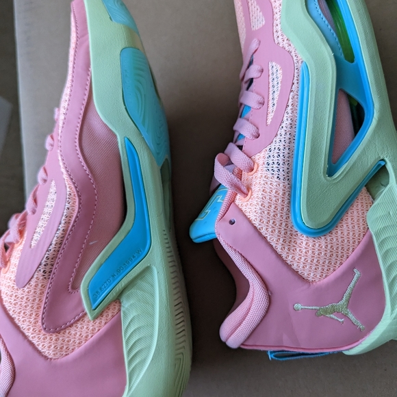 JT 1 Jayson TatumUS 9.5 New Pink - Picture 11 of 12